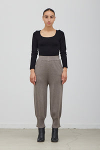 Knit Round Taper Pant